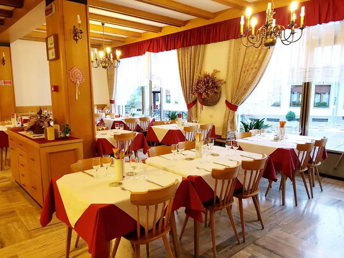 Hotel Albergo Posta Colle Santa Lucia